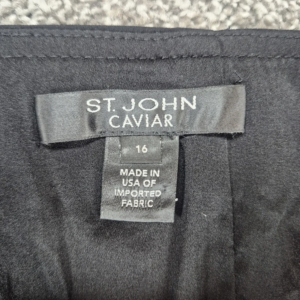 St. John Caviar Tailored Pencil Skirt Women's 16 Black Silk Lined Made in‎ USA